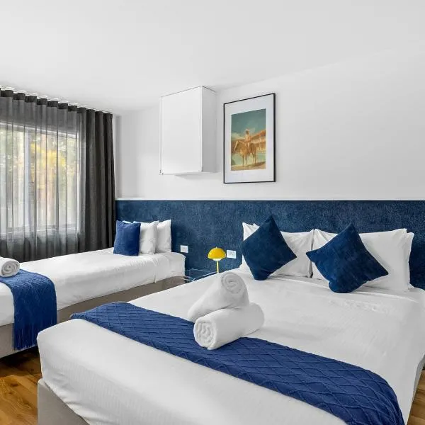 Top Spot Motel: Maroochydore şehrinde bir otel