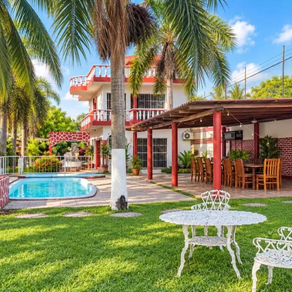 Casa Sirena Matanchen A pie de Playa, hotell i San Blas