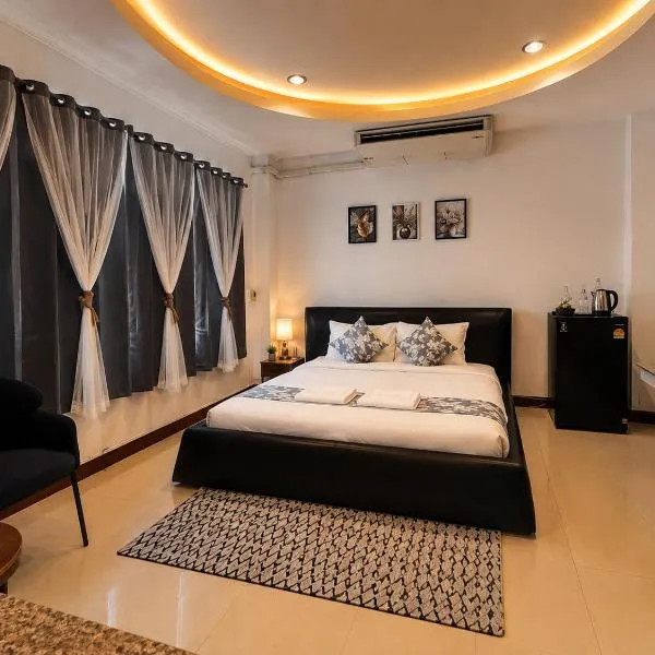 Ree- Riverside hotel โรงแรมในกรุงเทพมหานคร