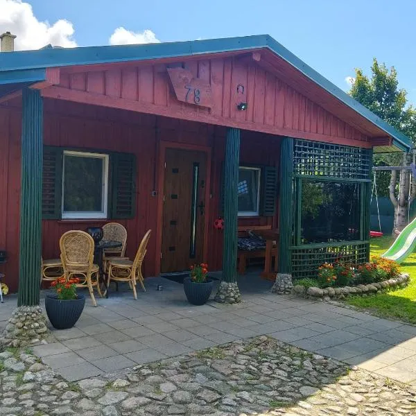 Domek letniskowy Podamirowo, hotel a Podamirowo