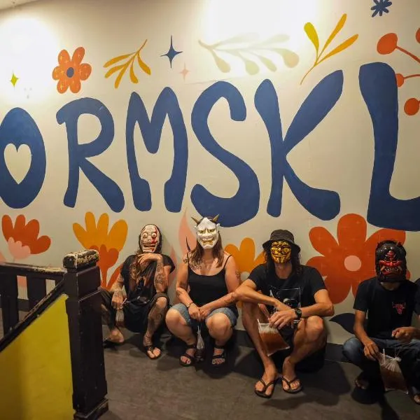 DormsKL- Bed, Beer & Butter Chicken, hotell i Kuala Lumpur