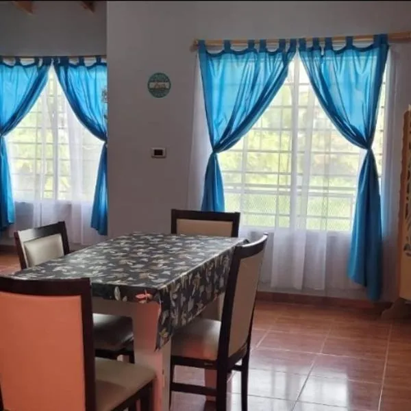 Amplio departamento para 2 personas, hotelli kohteessa Neuquén