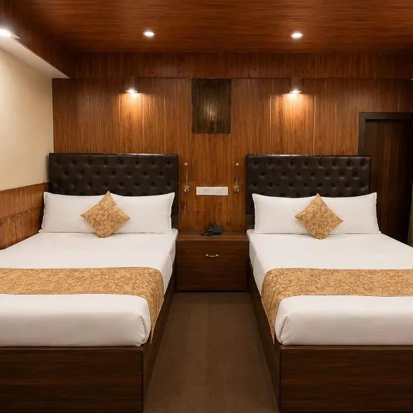 Hotel Green Hills - Prime Location on MG Marg, хотел в Гангток