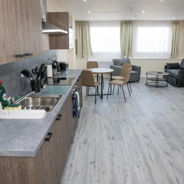 Livin' Serviced Apartments - Clarence House Newport, hotel em Newport