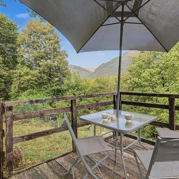 Glamping C Selva Tenda Quercia, hotel di Piano Porlezza