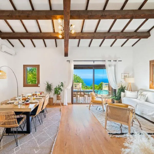 VILLA HORIZON - Panoramic Villa Overlooking Monaco with Sea Views & Pool - Free parking, hotel din Fontvieille
