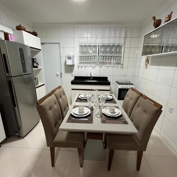 Complete Home with Pool & AC - Foto 5