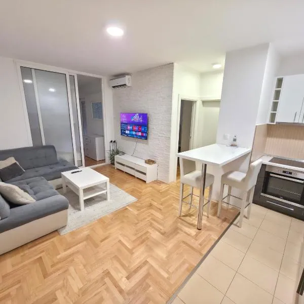 Apartment 4th. Floor, hotel en Banja Luka