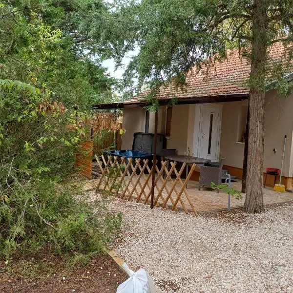 Akácos Vendégház Tőserdő, hotel a Lakitelek