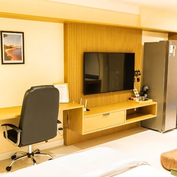 Loft 600m da Praia com Piscina e Ar, hotel u gradu Niteroi