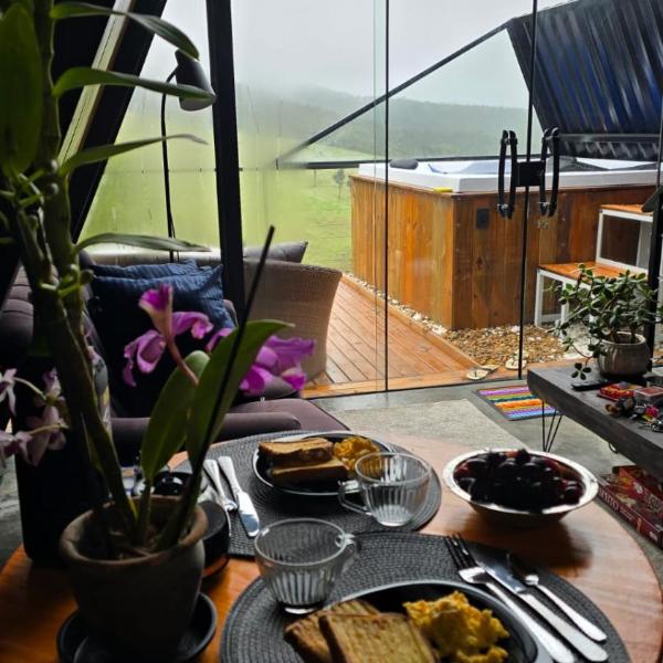 Stylish, pet-friendly chalet with heated pool