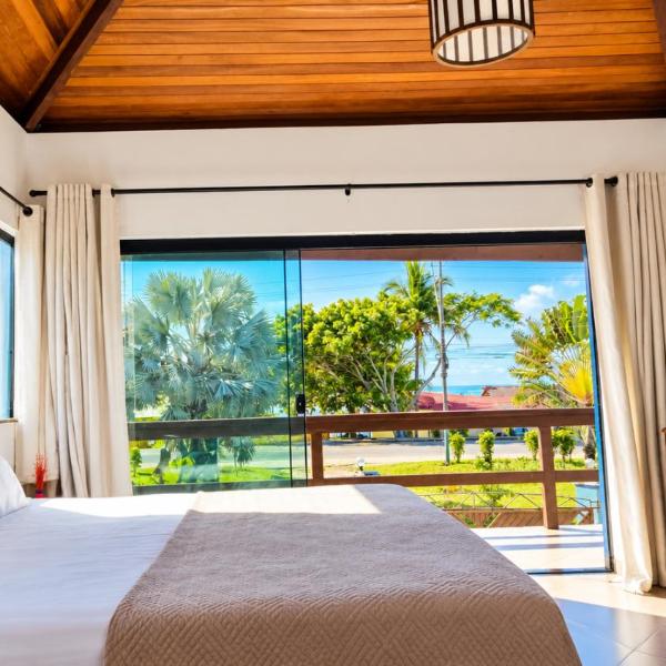 Casa Vittoria del Mare Localização privilegiada na Beira-Mar, a poucos passos da praia do Mutá