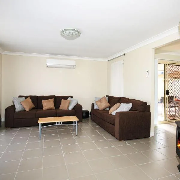 Kingfisher I Pet Friendly I 10 Min Walk to Beach, hotel a Sanctuary Point