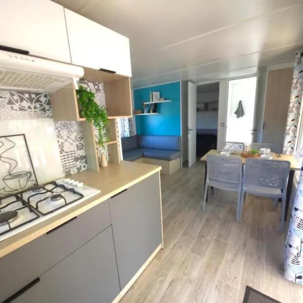 Mobilhome 5 PLACES, hotel din Seignosse