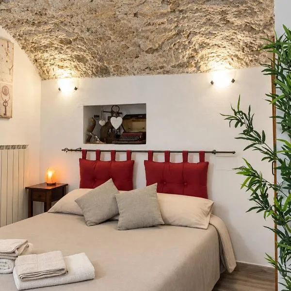 Il Caratteristico -centro storico- "Anno 1887", hotel v destinácii Capistrello