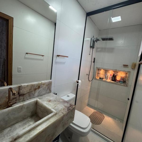 CASA ACONCHEGANTE a 8 MIN DA PRAIA - GARAGEM E 2 QUARTOS - Foto 3