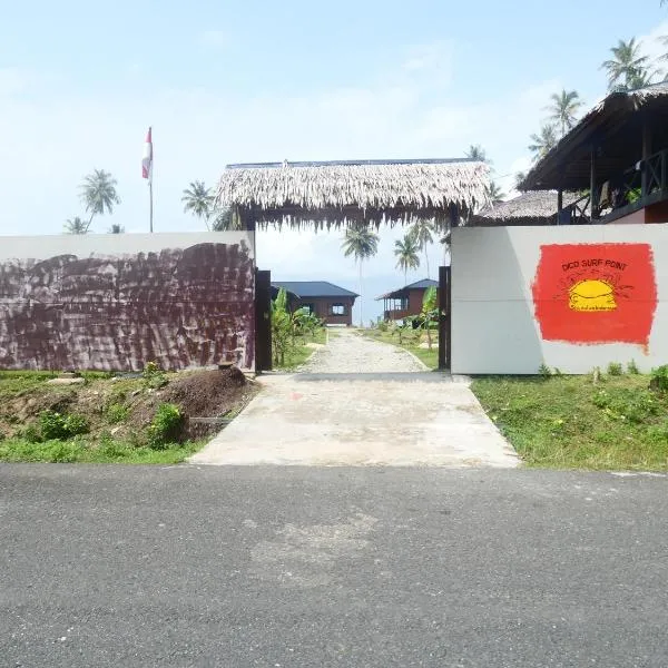 Dico Surf Point- Surf Lodge in Simeulue、Lasikinのホテル