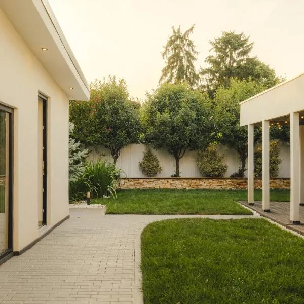 Sweet Stay - Jacuzzi , Sauna , Garden , BBQ, hotel a Timişoara