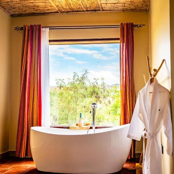 Equator Lodge & Campsite, hotell i Kikorongo