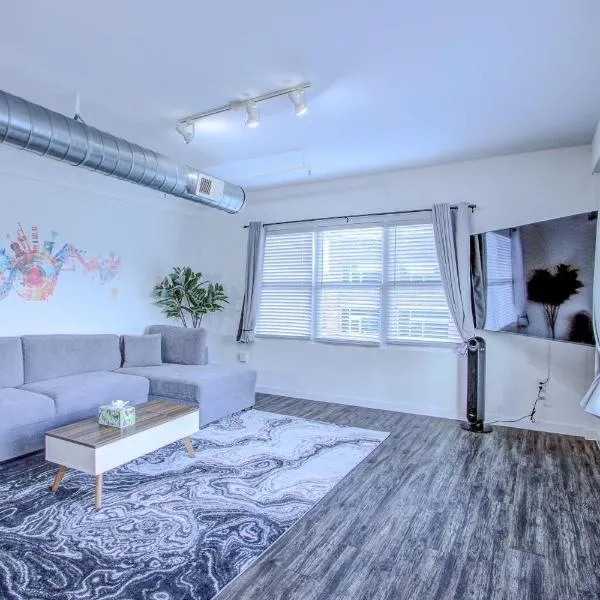 The Stallion #305 - Walk to Attractions - Modern Spacious 1BD Loft in Memphis Downtown، فندق في ممفيس