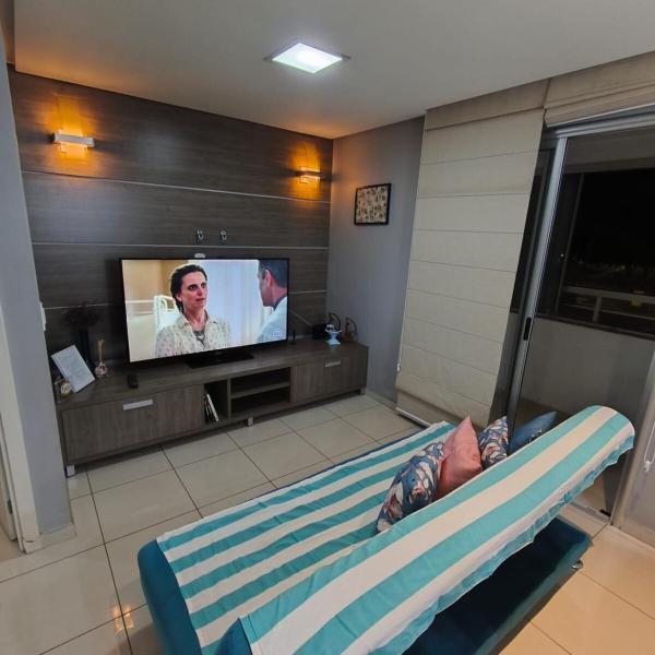 Apartamento todo mobiliado 1Q com varanda, próximo ao metrô e ao aeroporto