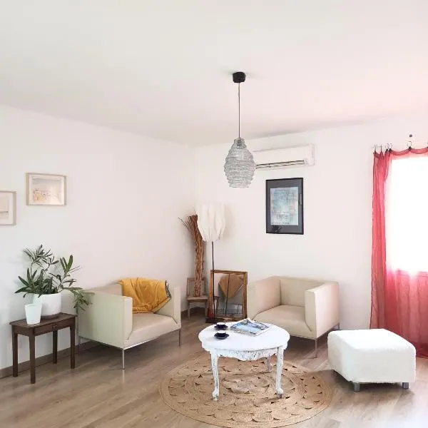 Maison Madelihs - Maussane les Alpilles, hotelli kohteessa Maussane-les-Alpilles