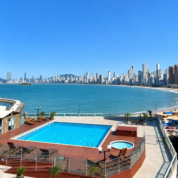 Loft Internacional Residence c linda vista do mar - Praia, Piscina e Garagem