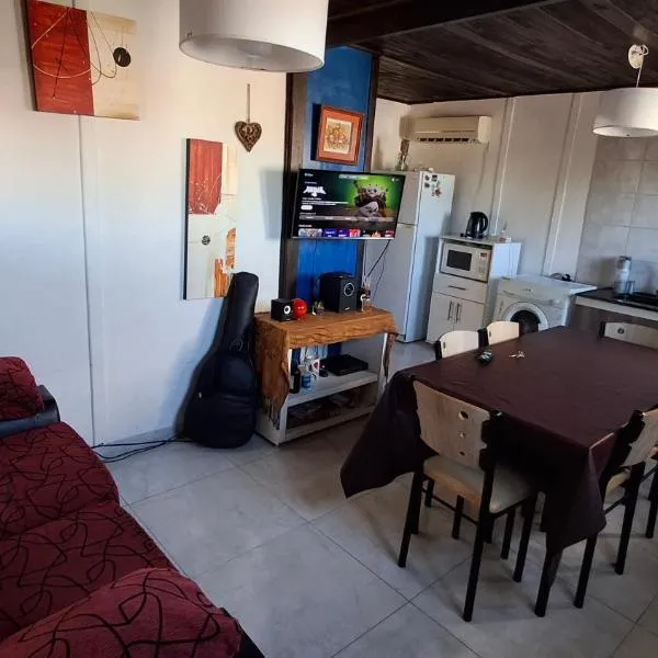 La casa de Emiliana para 3 huespedes、ネウケンのホテル