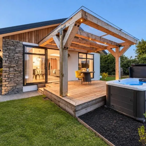 Hamptons Retreat - 1BR with Hot Tub and Fireplace, hotel en Prebbleton