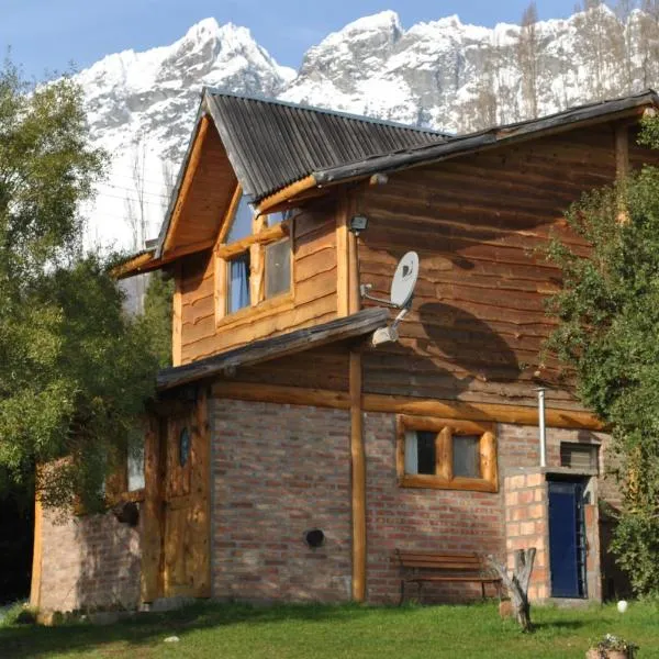 Cabañas Kairós, hotel v destinaci El Bolsón