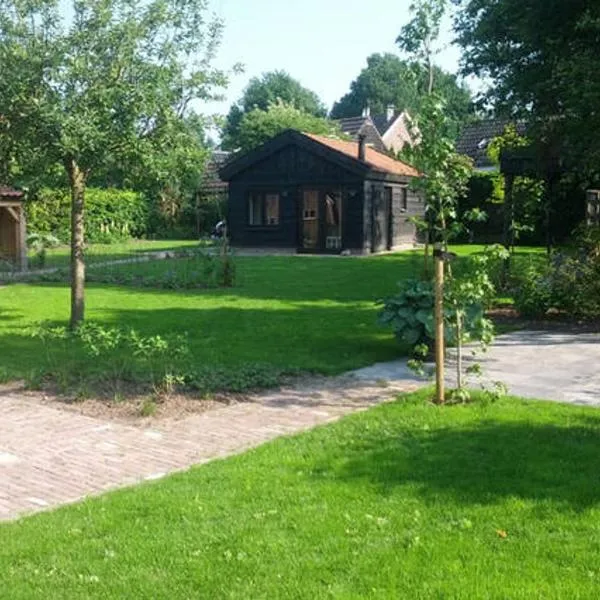 Vakantiehuisje met bedstee, hotel in Diever