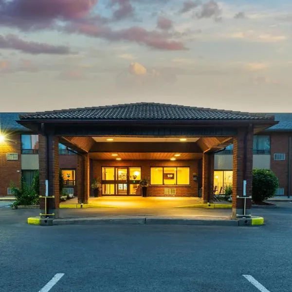 Comfort Inn Kingston - Highway 401, hotel din Kingston