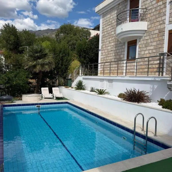 Budva City - Villa Antic - Private Pool, hotel a Budva