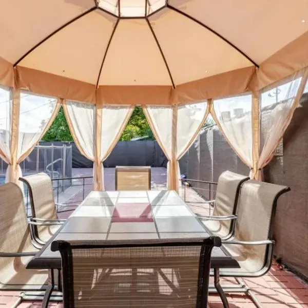 Tiny Efficiency All-In-1, hotel Sunrise-ban