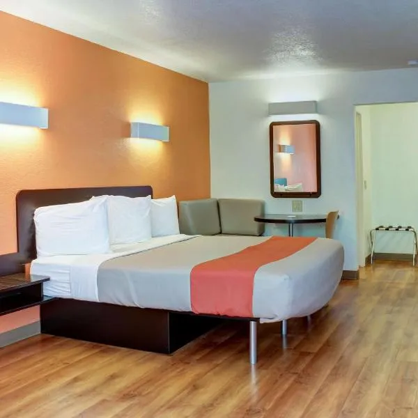 Motel 6-Bishop, CA, hotel en Bishop