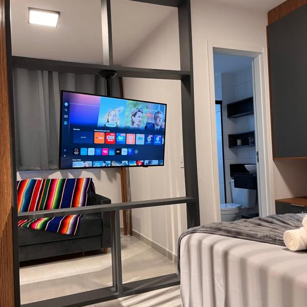 Studio 78 Luxo e conforto com Cama Queen Ar Cond Smart TV e Sofá Cama - Foto 5
