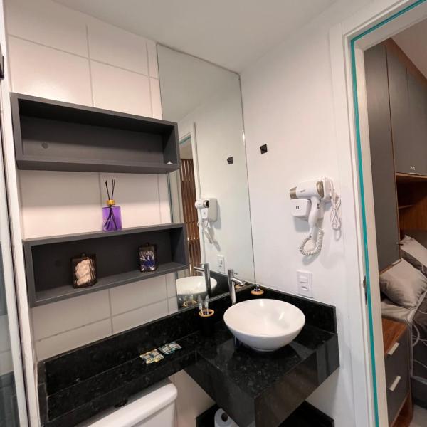Studio 78 Luxo e conforto com Cama Queen Ar Cond Smart TV e Sofá Cama - Foto 3