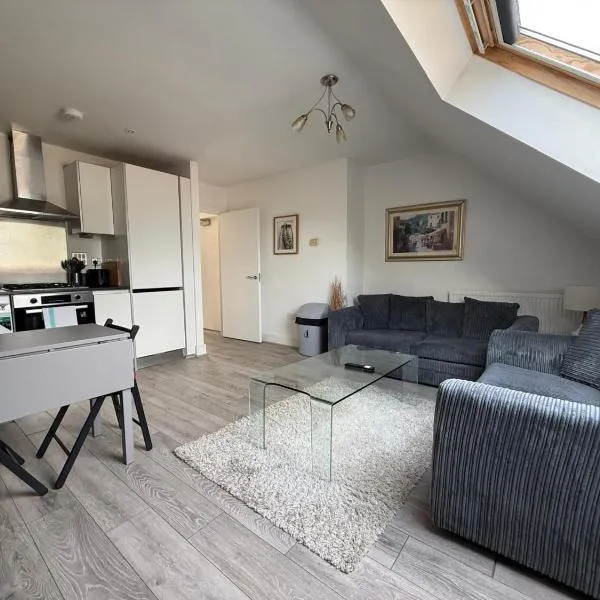 Egham Modern Two Bedroom Apartment, hotell sihtkohas Egham
