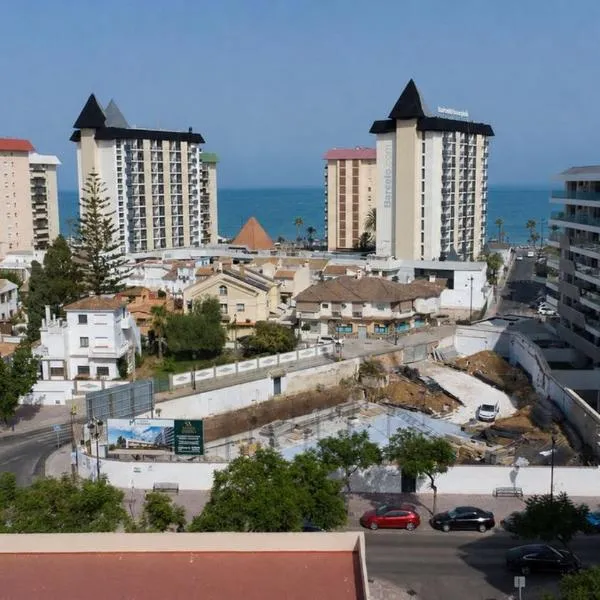 Fuengirola Gem - Sea Views - Walk to Everything, Hotel in Fuengirola