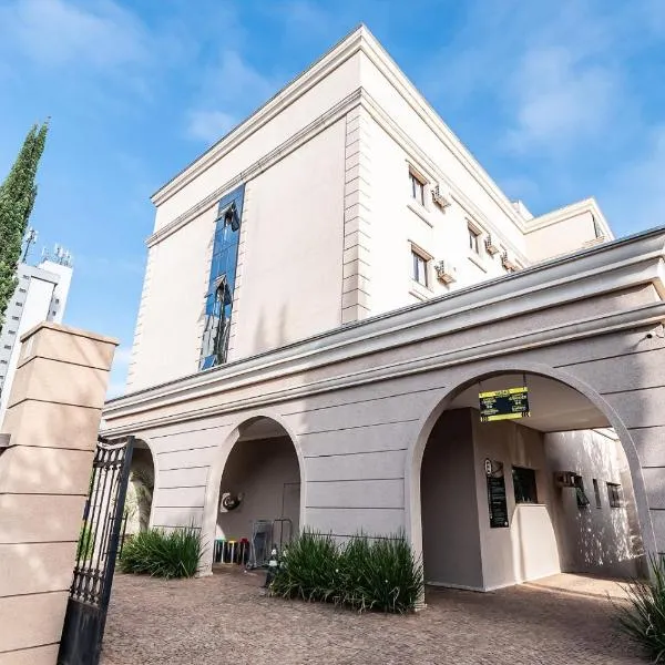 Class Hotel Rio Claro, ξενοδοχείο σε Rio Claro