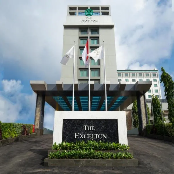 The Excelton Hotel, hotel in Palembang