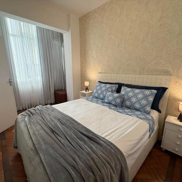 Apartamento no posto 2 - 2 Qts em Copacabana