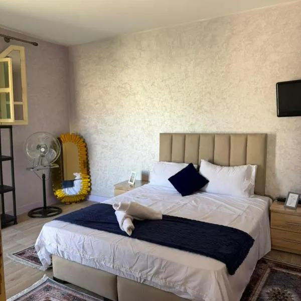 villa sultana guesthouse, hotel em Agadir