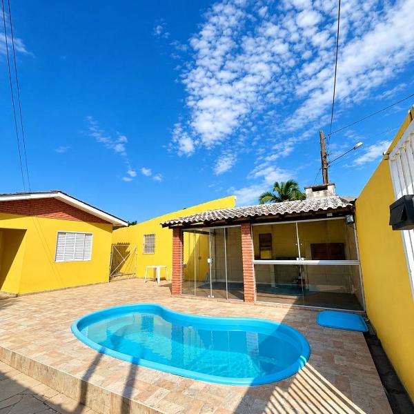 JL13-Casa grande com piscina e garagem para 4 carros