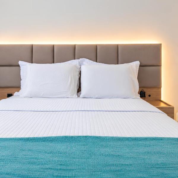 Apartamento 3 quartos a 2 min da Praia de Copacabana, 8 min da Praia de Ipanema, perto do Arpoador e do Posto 6, suíte, ar-condicionado, Wi-Fi 700 Mega, cozinha equipada, portaria 24h, perto do metrô - Foto 2