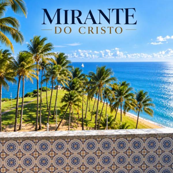 Mirante do Cristo vista para o Farol da Barra