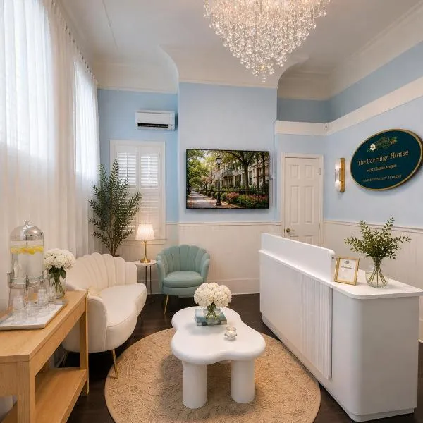 The Carriage House on St Charles, hotel i New Orleans