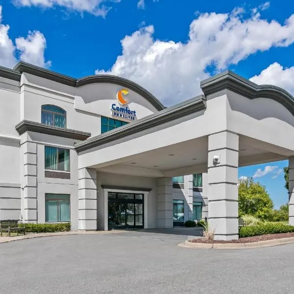 Viesnīca Comfort Inn & Suites Grand Blanc-Flint pilsētā Grandblanka