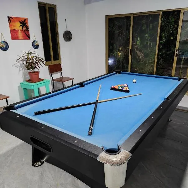Solea Self Catering, хотел във Виктория
