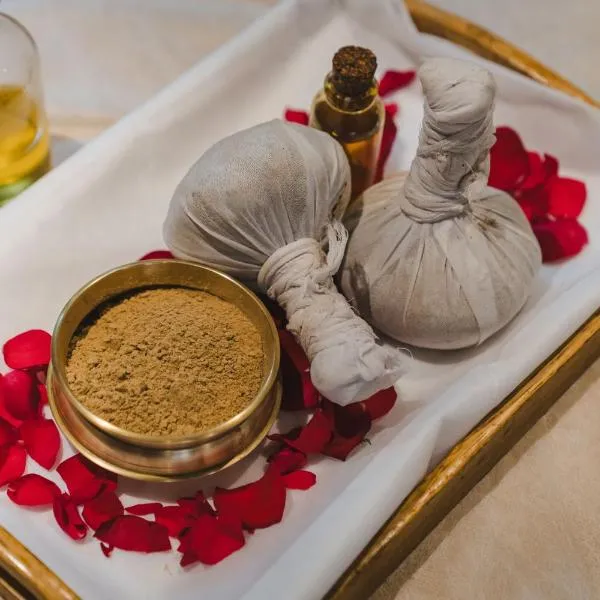 Fazlani Natures Nest - The Wellness Retreat, hotel v destinácii Lonavala